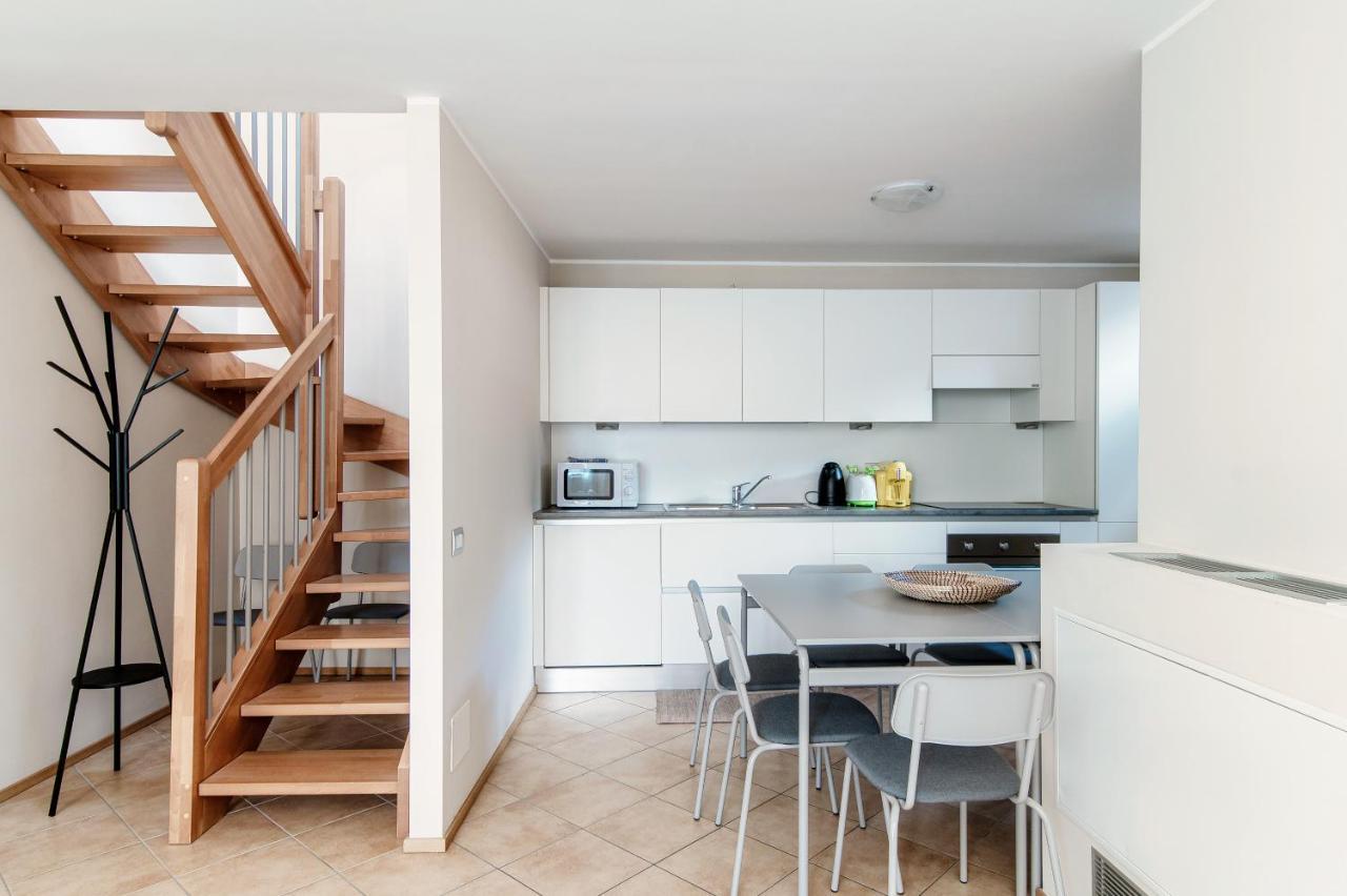 Sky Attic 72 - The House Of Travelers Apartamento Como Exterior foto